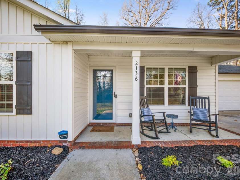 2136 Moose Road, Kannapolis, NC 28083.  MLS# CAR4359131, YatesRealty ID 11020. 