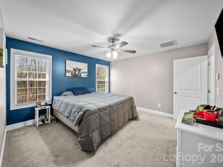 2136 Moose Road, Kannapolis, NC 28083.  MLS# CAR4359131, YatesRealty ID 11020. 