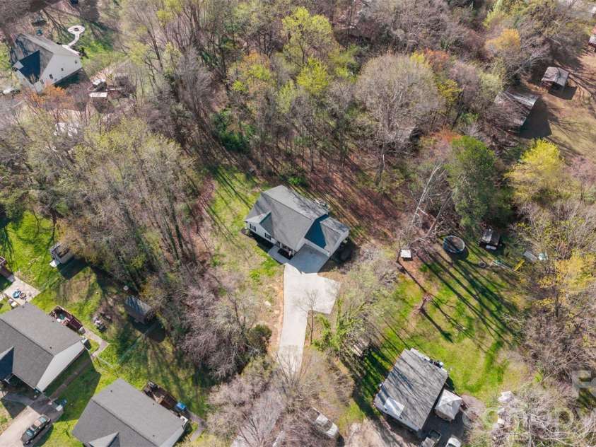 2136 Moose Road, Kannapolis, NC 28083.  MLS# CAR4359131, YatesRealty ID 11020. 