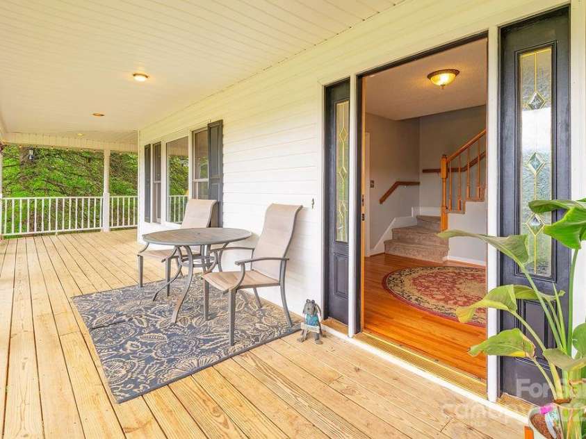 908 Newfound Road, Leicester, NC 28748.  MLS# CAR4248358, YatesRealty ID 11021. 