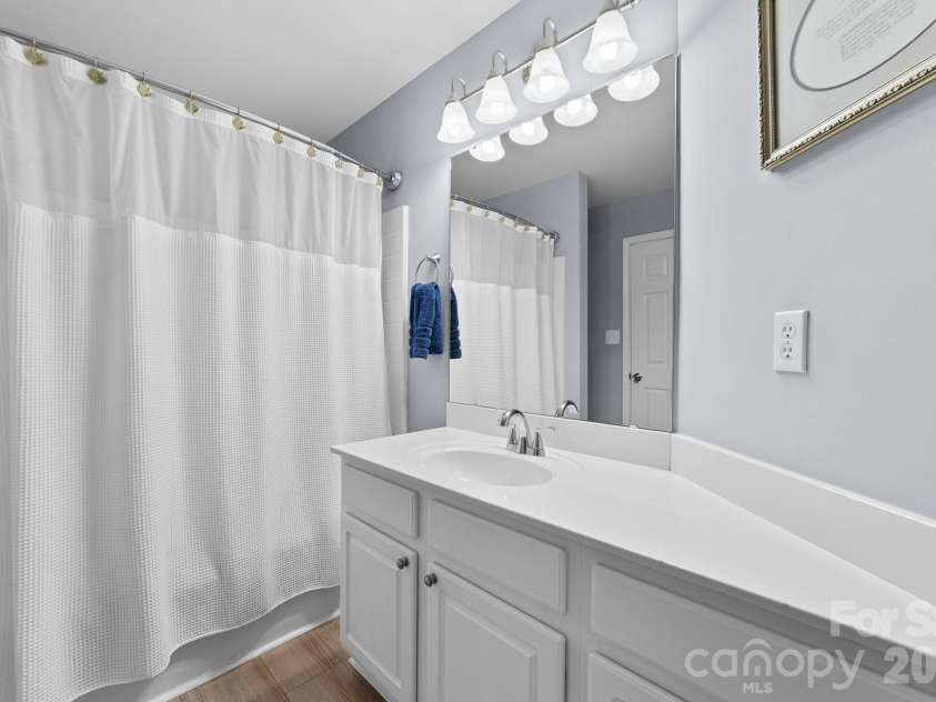 211 Howe Street, Belmont, NC 28012.  MLS# CAR4357610, YatesRealty ID 11022. 