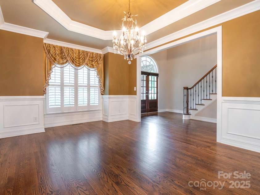 3850 Hounslow Lane, Harrisburg, NC 28075.  MLS# CAR4216435, YatesRealty ID 11023. Beautiful hardwood floors throughout the main living area