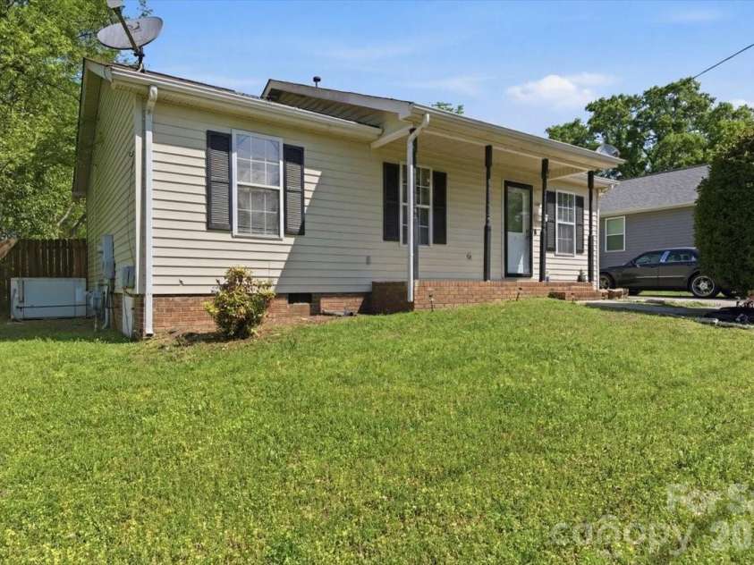 144 Princess Avenue, Concord, NC 28025.  MLS# CAR4363090, YatesRealty ID 11024. 