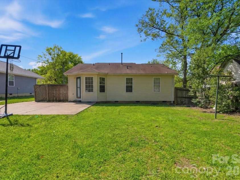 144 Princess Avenue, Concord, NC 28025.  MLS# CAR4363090, YatesRealty ID 11024. 