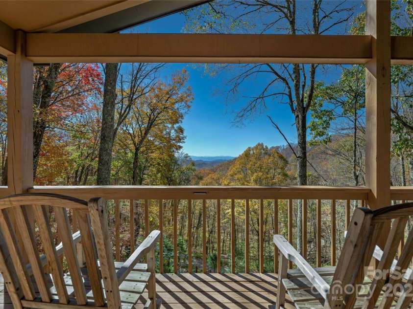 466 Hanging Rock Road, Mars Hill, NC 28754.  MLS# CAR4255788, YatesRealty ID 11025. 