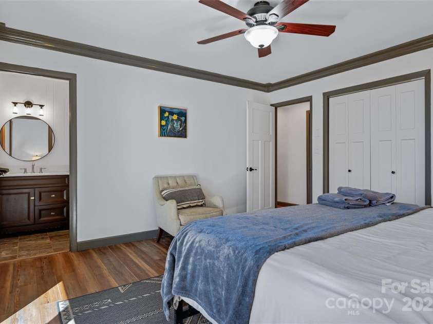 466 Hanging Rock Road, Mars Hill, NC 28754.  MLS# CAR4255788, YatesRealty ID 11025. 