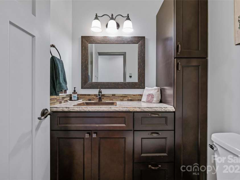 466 Hanging Rock Road, Mars Hill, NC 28754.  MLS# CAR4255788, YatesRealty ID 11025. 