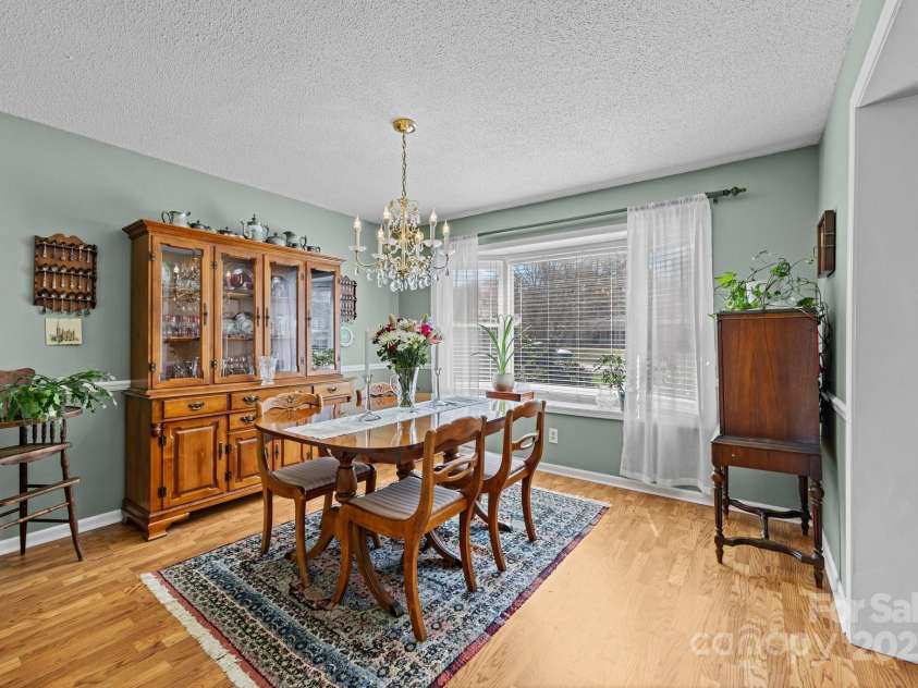 206 Cedarwood Drive, Salisbury, NC 28147.  MLS# CAR4255398, YatesRealty ID 11026. 