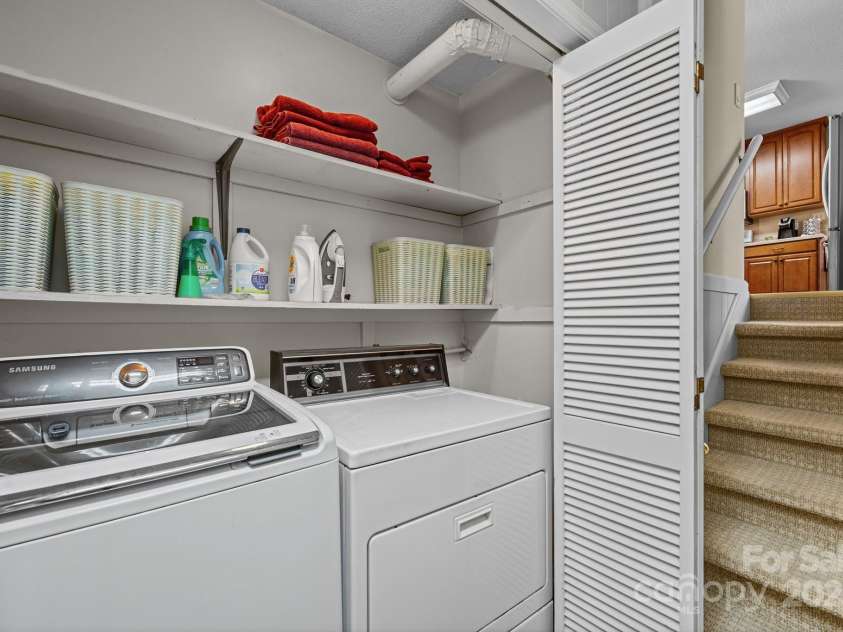 206 Cedarwood Drive, Salisbury, NC 28147.  MLS# CAR4255398, YatesRealty ID 11026. 