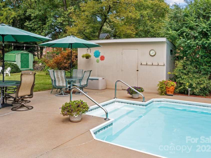 206 Cedarwood Drive, Salisbury, NC 28147.  MLS# CAR4255398, YatesRealty ID 11026. 