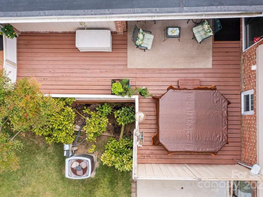 206 Cedarwood Drive, Salisbury, NC 28147.  MLS# CAR4255398, YatesRealty ID 11026. 