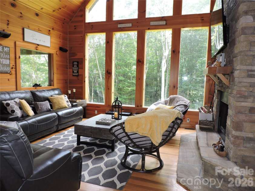 103 Chucks Lane, Bakersville, NC 28705.  MLS# CAR4364446, YatesRealty ID 11028. 