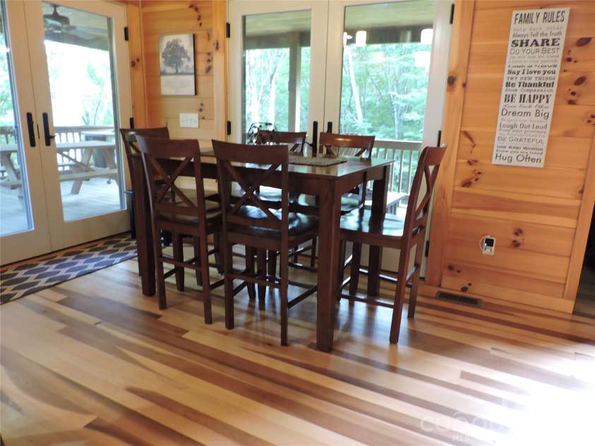 103 Chucks Lane, Bakersville, NC 28705.  MLS# CAR4364446, YatesRealty ID 11028. 