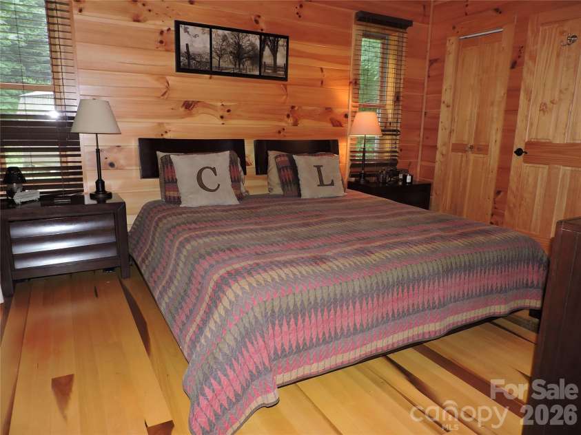 103 Chucks Lane, Bakersville, NC 28705.  MLS# CAR4364446, YatesRealty ID 11028. 