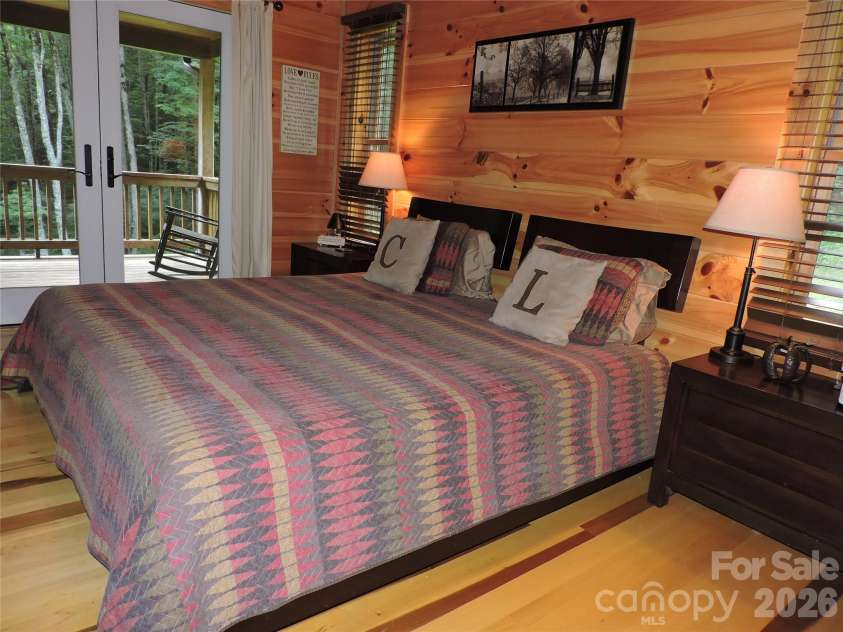 103 Chucks Lane, Bakersville, NC 28705.  MLS# CAR4364446, YatesRealty ID 11028. 