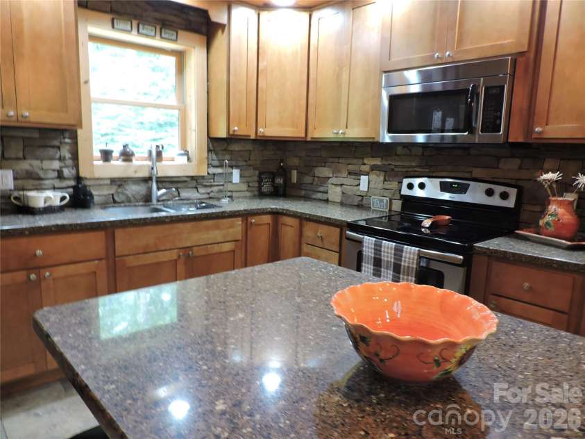 103 Chucks Lane, Bakersville, NC 28705.  MLS# CAR4364446, YatesRealty ID 11028. Kitchen