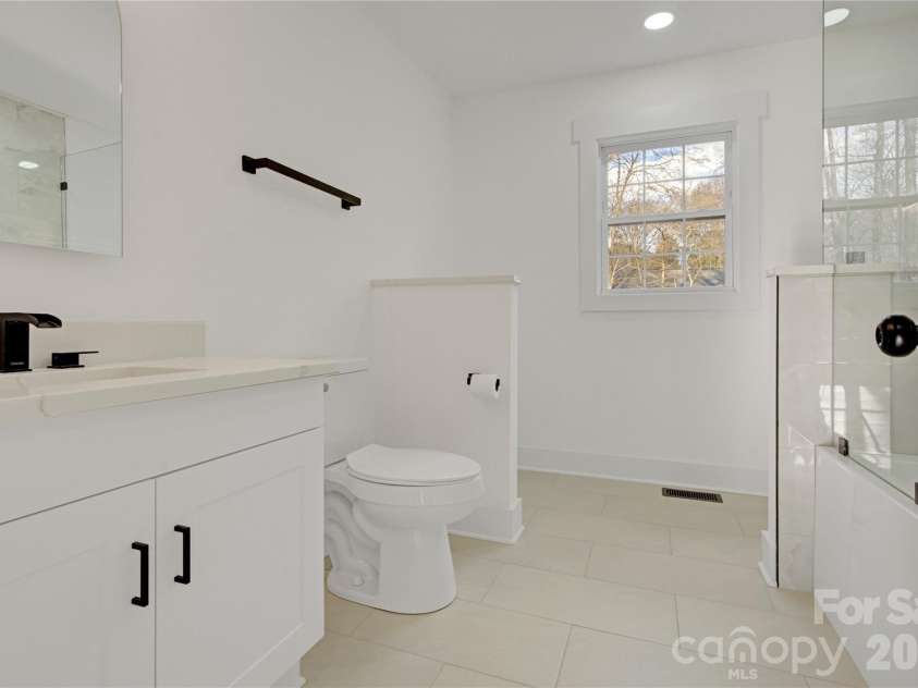 8900 Blaydon Drive, Charlotte, NC 28227.  MLS# CAR4353504, YatesRealty ID 11031. 