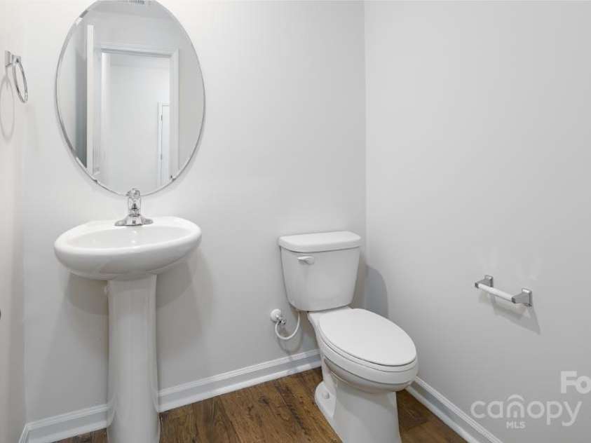 207 Giant Oak Avenue, Statesville, NC 28677.  MLS# CAR4254329, YatesRealty ID 11032. 