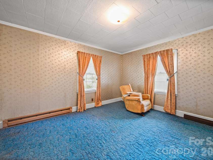 6811 Highway 74 Boulevard, Marshville, NC 28103.  MLS# CAR4366376, YatesRealty ID 11032. 