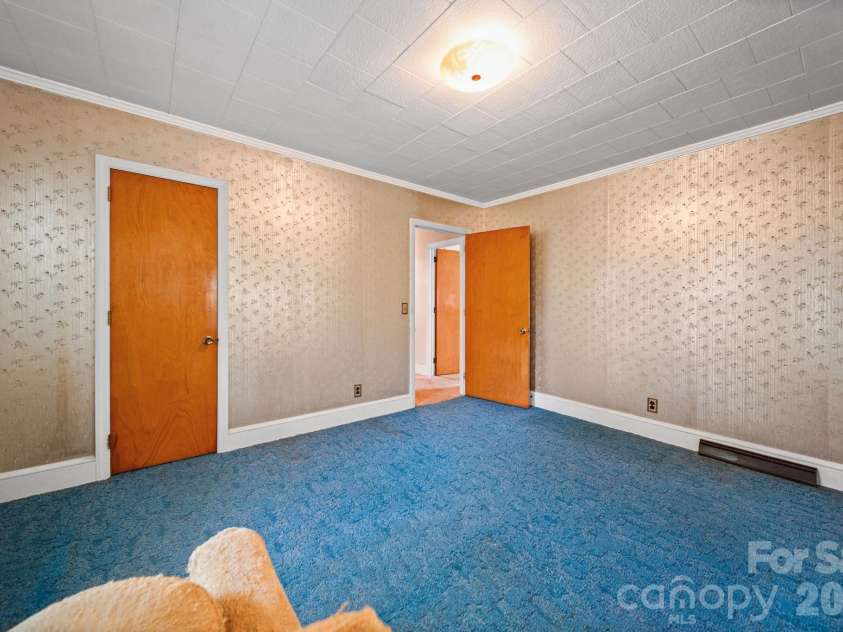 6811 Highway 74 Boulevard, Marshville, NC 28103.  MLS# CAR4366376, YatesRealty ID 11032. 