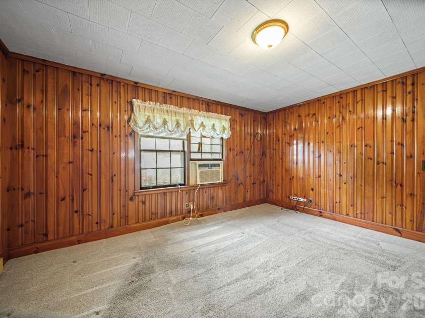 6811 Highway 74 Boulevard, Marshville, NC 28103.  MLS# CAR4366376, YatesRealty ID 11032. 
