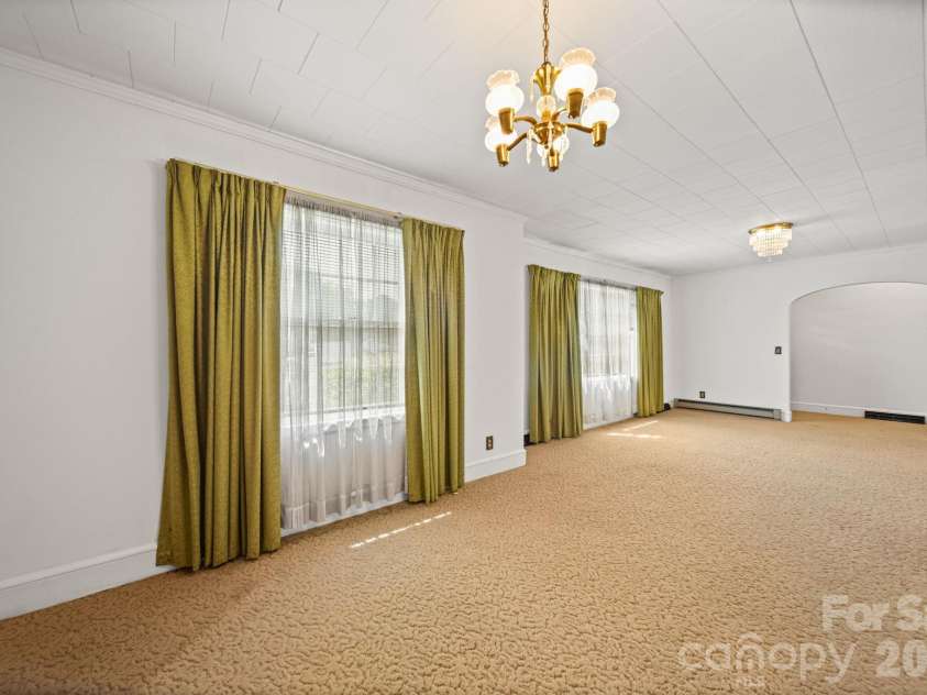 6811 Highway 74 Boulevard, Marshville, NC 28103.  MLS# CAR4366376, YatesRealty ID 11032. 