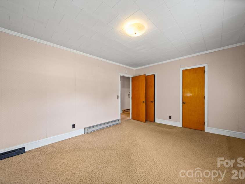 6811 Highway 74 Boulevard, Marshville, NC 28103.  MLS# CAR4366376, YatesRealty ID 11032. 