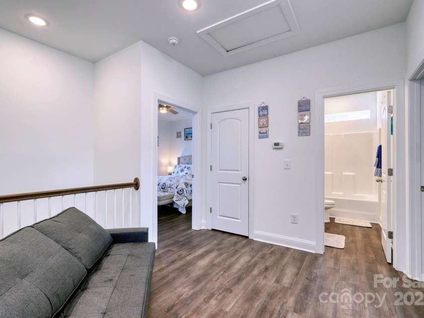 412 N Oak Street, Myrtle Beach, SC 29577.  MLS# CAR4255195, YatesRealty ID 11034. 