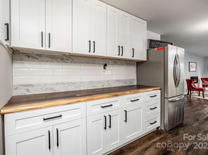 913 Second Street, Spencer, NC 28159.  MLS# CAR4198350, YatesRealty ID 1104. 