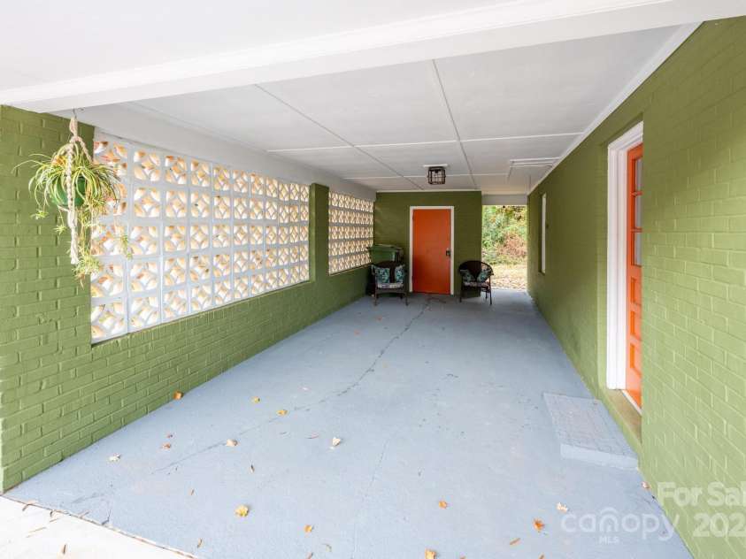 913 Second Street, Spencer, NC 28159.  MLS# CAR4198350, YatesRealty ID 1104. 