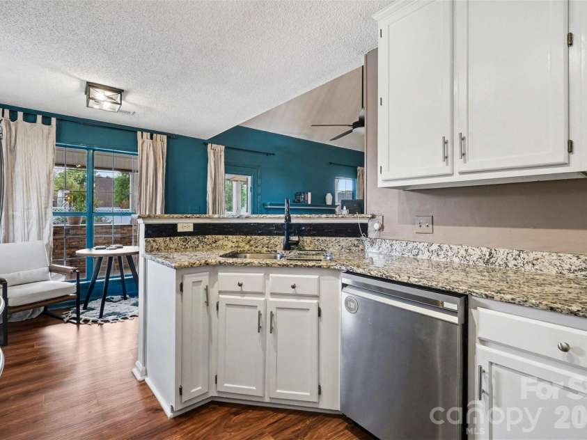 4476 Greystone Drive, Concord, NC 28027.  MLS# CAR4366117, YatesRealty ID 11040. 