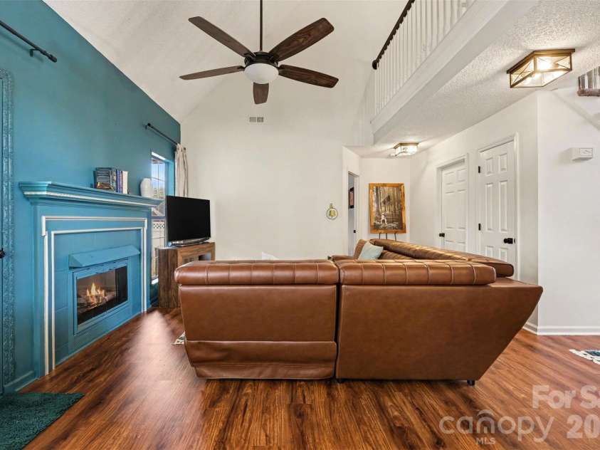 4476 Greystone Drive, Concord, NC 28027.  MLS# CAR4366117, YatesRealty ID 11040. 