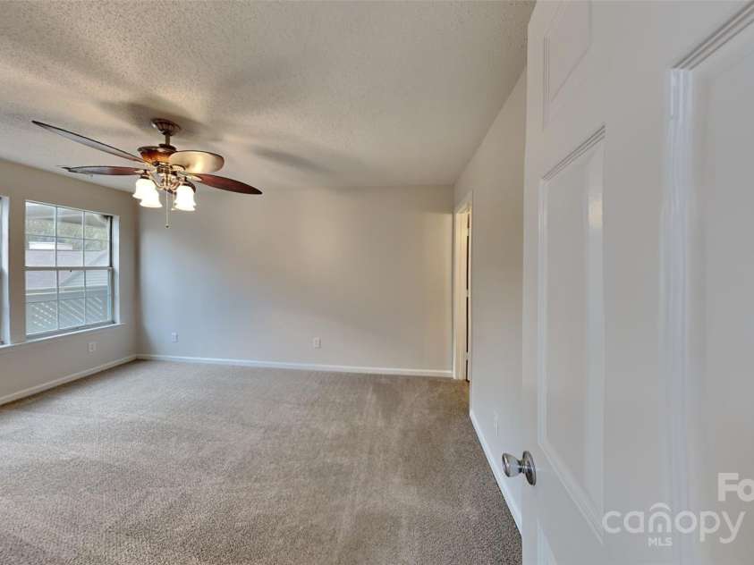 6020 Gray Gate Lane, Charlotte, NC 28210.  MLS# CAR4256158, YatesRealty ID 11040. 