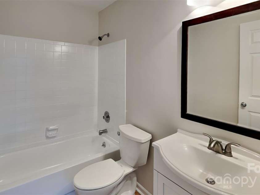 6020 Gray Gate Lane, Charlotte, NC 28210.  MLS# CAR4256158, YatesRealty ID 11040. 