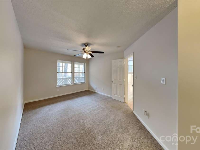6020 Gray Gate Lane, Charlotte, NC 28210.  MLS# CAR4256158, YatesRealty ID 11040. 