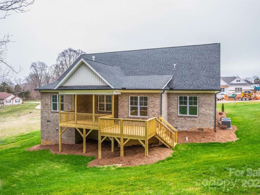 149 Beauchamp Oaks Court, Advance, NC 27006.  MLS# CAR4256165, YatesRealty ID 11042. 