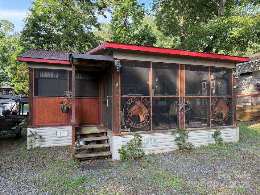 160/162 Arrowood Trail, Mount Gilead, NC 27306.  MLS# CAR4268325, YatesRealty ID 11043. 