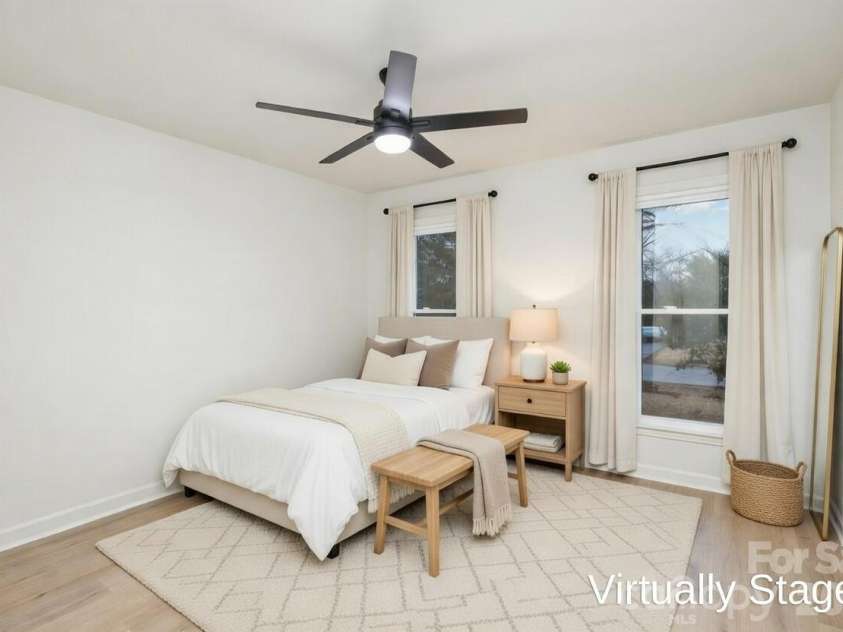 1627 Bonnie Lane, Charlotte, NC 28213.  MLS# CAR4352550, YatesRealty ID 11045. 