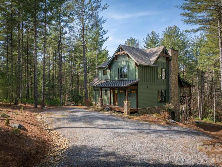 40 Kingfisher Trace, Nebo, NC 28761.  MLS# CAR4353982, YatesRealty ID 11046. 