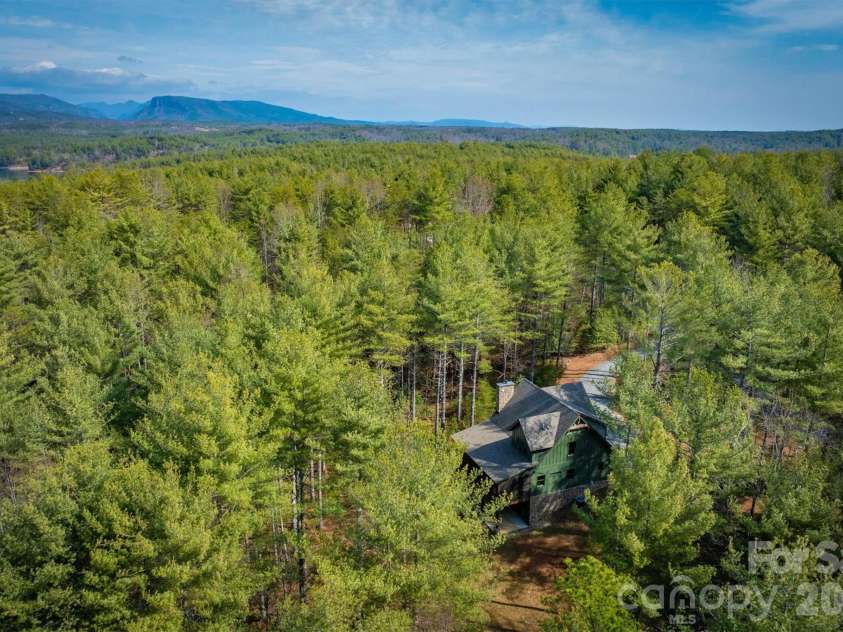 40 Kingfisher Trace, Nebo, NC 28761.  MLS# CAR4353982, YatesRealty ID 11046. 