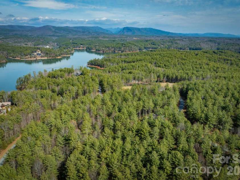 40 Kingfisher Trace, Nebo, NC 28761.  MLS# CAR4353982, YatesRealty ID 11046. 