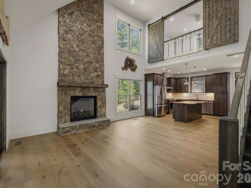 40 Kingfisher Trace, Nebo, NC 28761.  MLS# CAR4353982, YatesRealty ID 11046. 