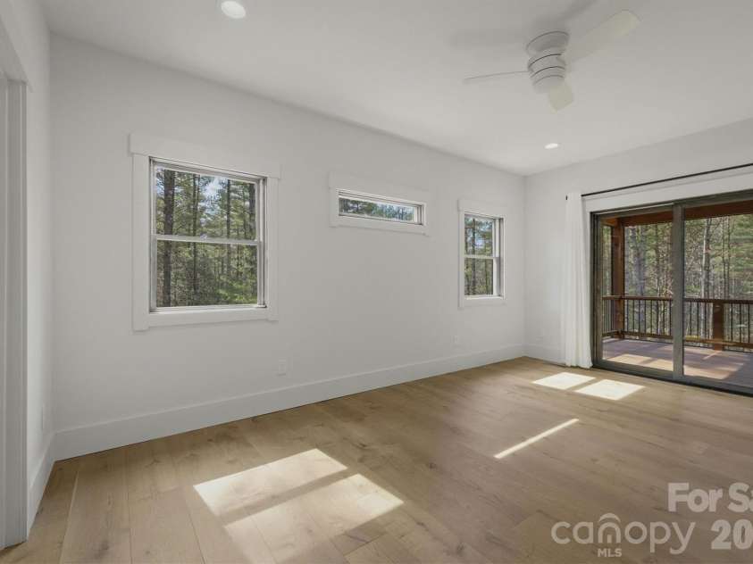 40 Kingfisher Trace, Nebo, NC 28761.  MLS# CAR4353982, YatesRealty ID 11046. 