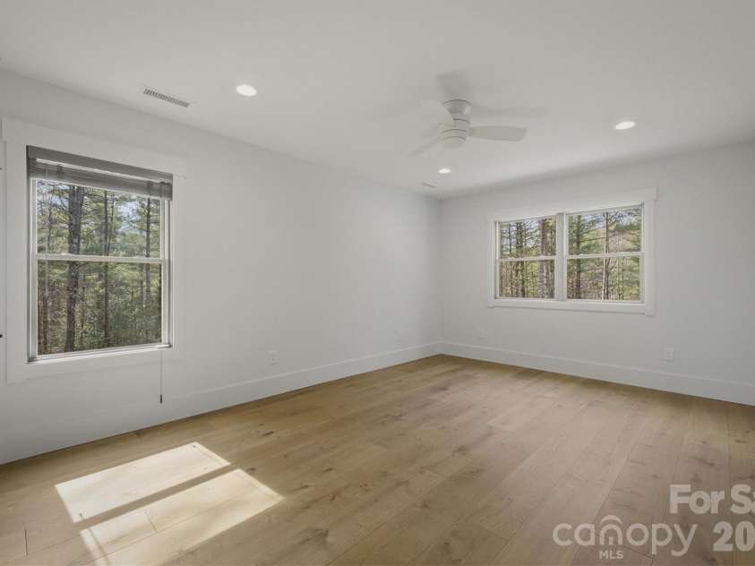40 Kingfisher Trace, Nebo, NC 28761.  MLS# CAR4353982, YatesRealty ID 11046. 