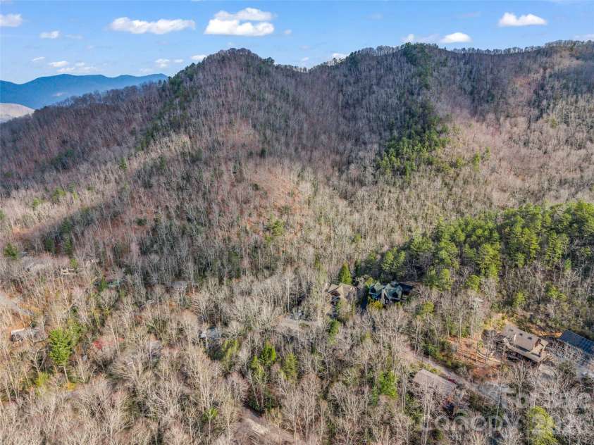 417 Ivy Road, Black Mountain, NC 28711.  MLS# CAR4362161, YatesRealty ID 11048. 
