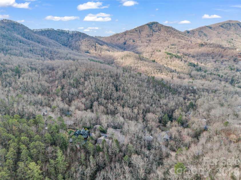 417 Ivy Road, Black Mountain, NC 28711.  MLS# CAR4362161, YatesRealty ID 11048. 