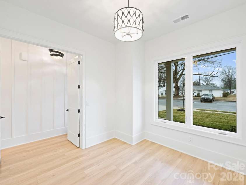 1420 35th Street, Charlotte, NC 28205.  MLS# CAR4326511, YatesRealty ID 11049. 