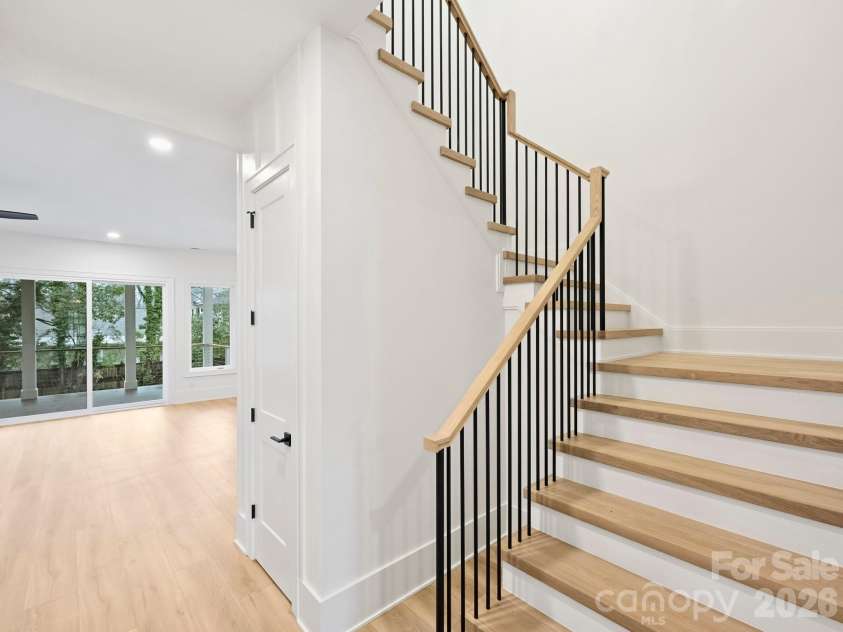 1420 35th Street, Charlotte, NC 28205.  MLS# CAR4326511, YatesRealty ID 11049. 