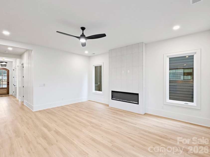 1420 35th Street, Charlotte, NC 28205.  MLS# CAR4326511, YatesRealty ID 11049. 