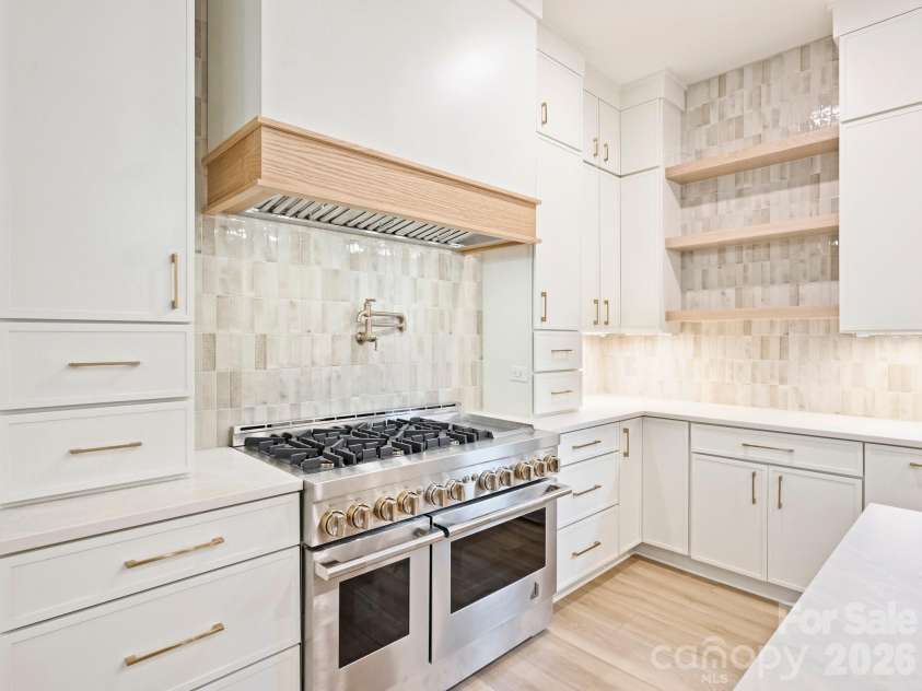 1420 35th Street, Charlotte, NC 28205.  MLS# CAR4326511, YatesRealty ID 11049. 